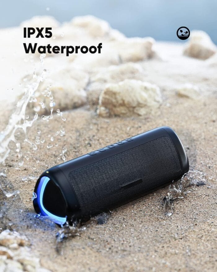 Altavoz Bluetooth portátil IPX5 resistente al agua, ideal para la playa y piscina con luces LED.
