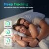 Pareja durmiendo con la Smartband Livikey, rastreando su calidad de sueño.